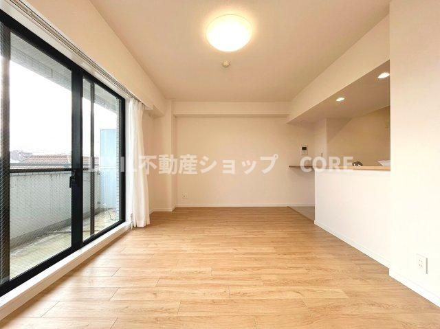 新規リフォームで快適な空間に生まれ変わったマンションです！お気軽にお問い合わせください！