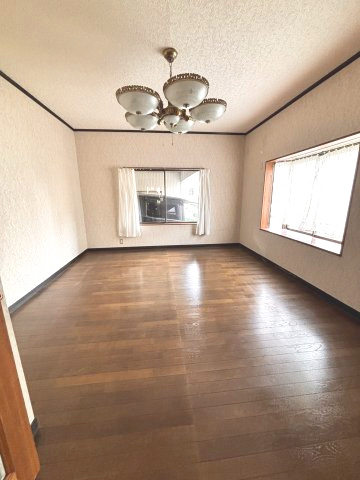 1階　2面採光で明るいお部屋