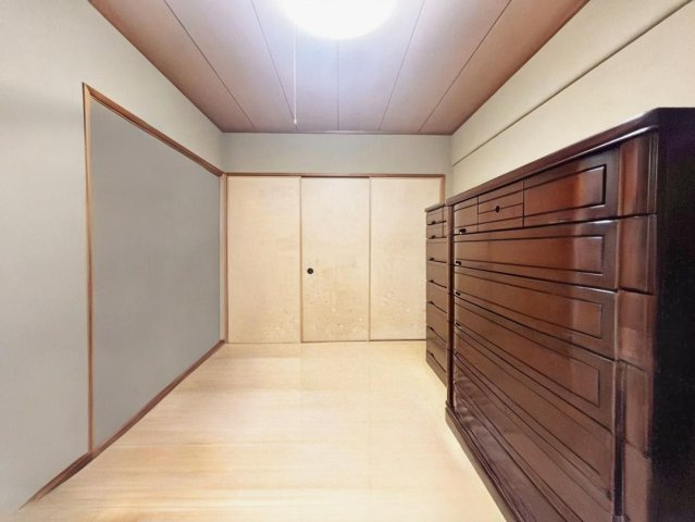 ※物件写真は一部、AIによる画像処理を行っており家具や備品が削除されております。現況とは異なることをご承知ください。