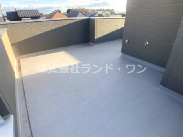 【スカイバルコニー】　アウトドア・ドッグランや子どもの遊び場・洗濯物が干せる他、用途様々！お家時間を楽しめます♪
