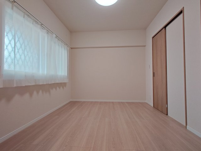【新設】全洋室クローゼット設置！ウォークインクローゼットもあり、収納が豊富です♪