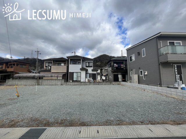 外観：328000607222