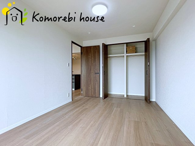 明るい洋室です