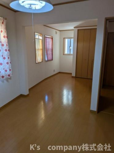 2階の洋室◇二部屋に分けることができます☆