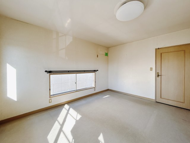■2階洋室｜子供部屋のメリットは「自立心を養うことができる」「自分で整理整頓できるようになる」そして、お子様が成長した際には「プライバシーを確保できる」といい事だらけ♪