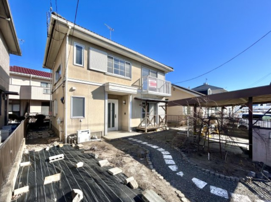 ■外観｜閑静な住宅街で始める新しい暮らし♪開放的な毎日をあなたへ(^^♪