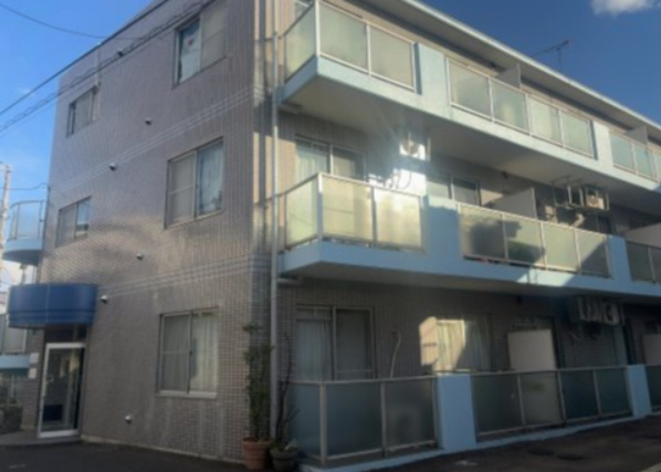ＳＲＣ造は強度や耐震性の面でもRC造と比べて優れています。そのため、10階建以上の高層または超高層マンションなどの建築にも多く採用されています。柱や梁などのサイズが小さくても高い耐震性を確保できます。