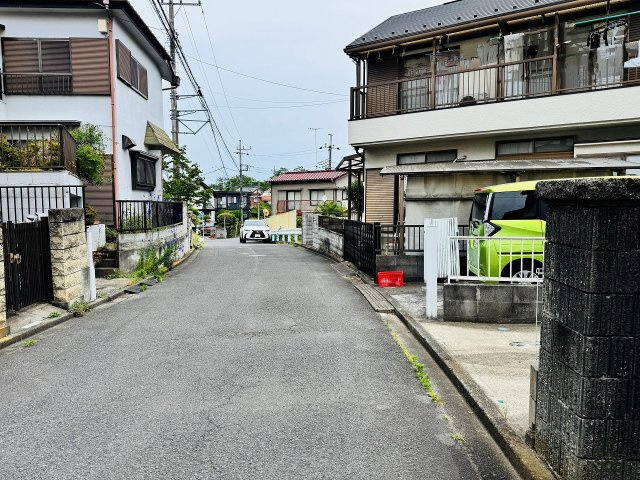 ～西側5ｍ道路に面しています～