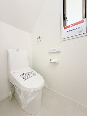 トイレも、もちろん新品交換済みです。お手入れがしやすいですね！