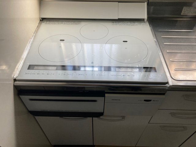 キッチンでお料理をお楽しみください
