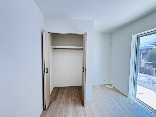 1F5.25帖洋室収納