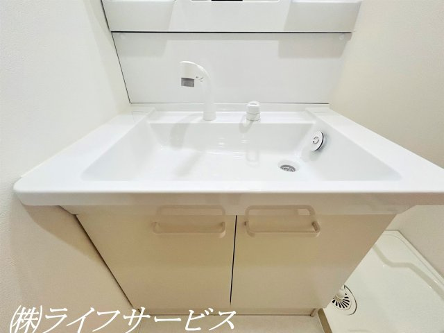 洗面室／洗面化粧台と洗濯パン新調済♪（入居前・2024年6月撮影）