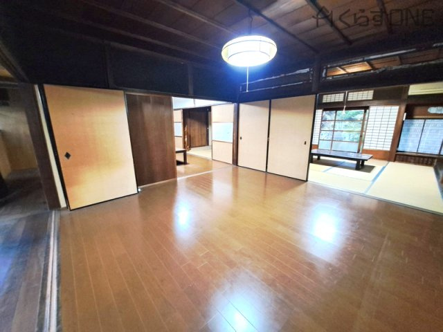 洋室
