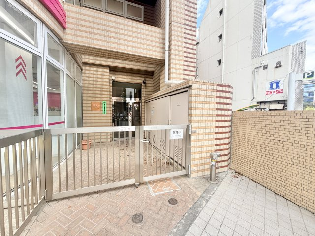 マンション入口
