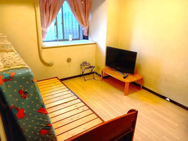 全居室収納があります。　収納が多いのでお部屋を広く使えますね。