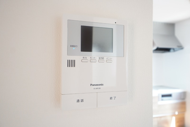 録画機能付きインターホンなので、不在時の来客も確認することができます。