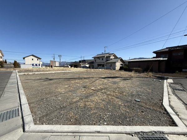 【南アルプス市加賀美　売地の外観】
