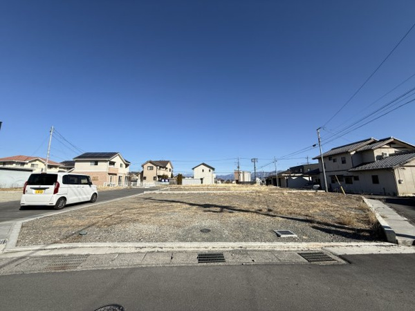 【南アルプス市加賀美　売地の外観】