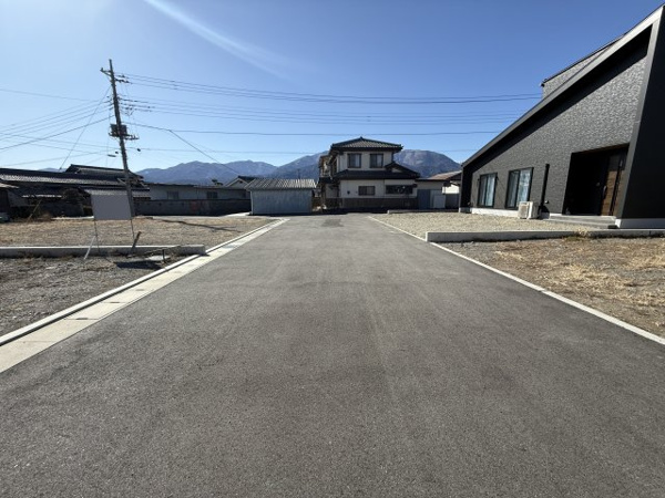 【南アルプス市加賀美　売地の外観】