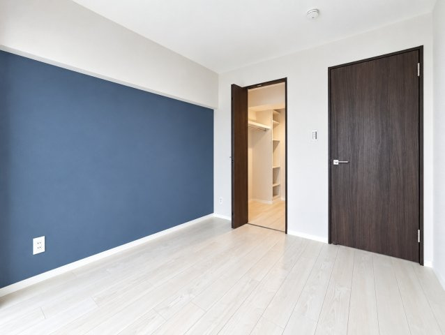 ◆室内はいつも明るい印象なので気持ちの良い朝を迎えられます。各部屋にはクローゼットを完備しており、収納が多いお家はすっきりして快適空間です。