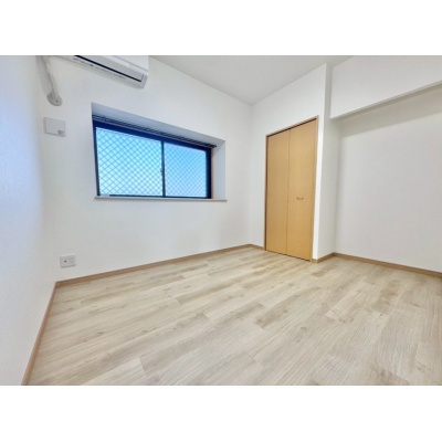 北西側の洋室2部屋にはエアコン設置済み。初期費用も抑えられますよ♪