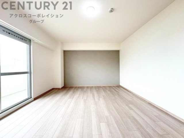 子供部屋…創造性や成長を促す遊びの空間を提供。学習や趣味に集中できる環境を整えます。個別のプライベートスペースは自己表現と自立心を育み、心地よい睡眠環境を整えリラックスできる場所を提供。