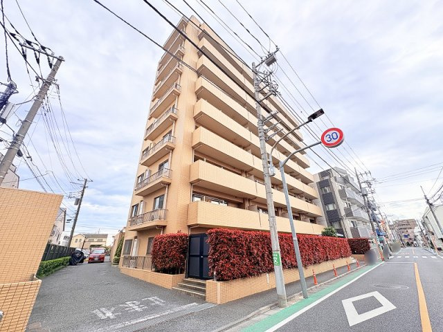2026年3月に室内新規リノベーションが完了。綺麗な内装・設備ですぐに新生活をスタートできます。