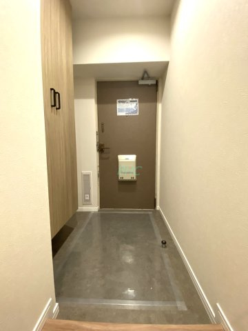 飾リ過ぎないシンプルな内装と偏り過ぎないデザインで統一しております。