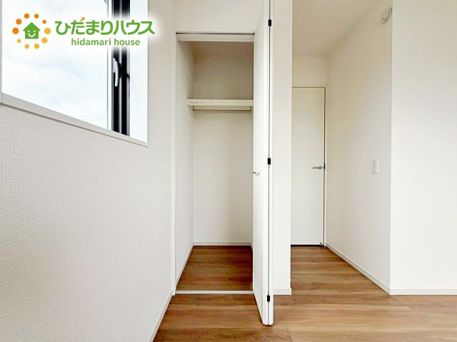 全室にクローゼットが付いていて、お部屋の住空間もスッキリ広々つかえそうです(^^)/