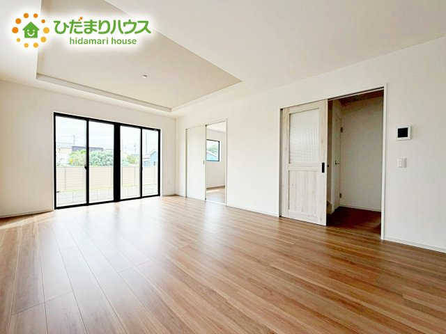 大型テレビに大型ソファー(^^)どんなインテリアにするか考えただけでわくわくしますね！