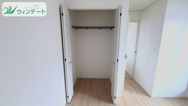 各部屋に収納スペースを確保。衣類や日用品をすっきり整理でき、居室を広く使えます。