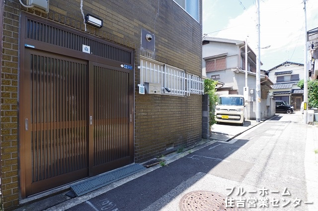 別角度からの前面道路です！