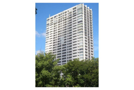 グランドメゾン京町堀タワーの外観