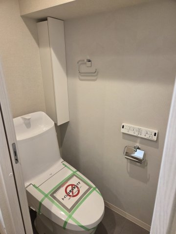 温水洗浄付きトイレです。