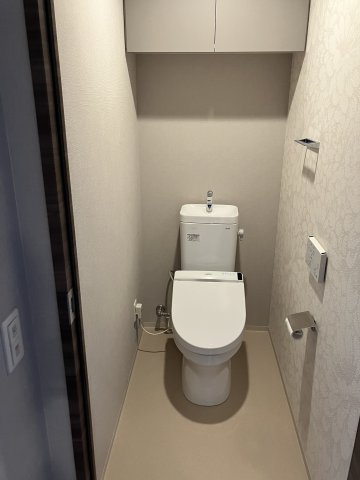 収納も備えた、すっきりした空間です