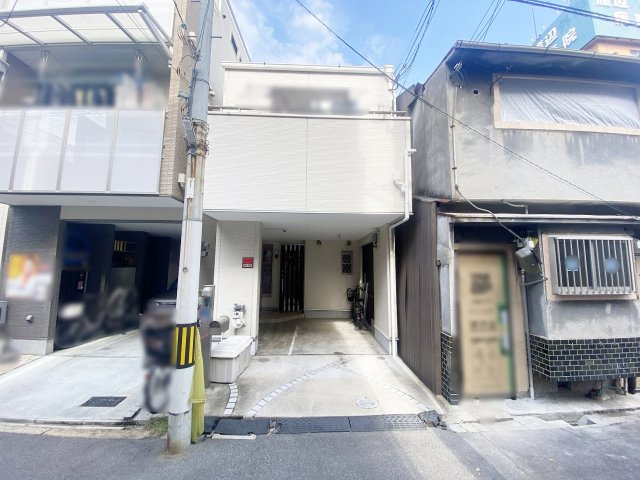 外観：327001657004