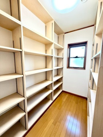 空間を有効に使える収納設計で、片付けラクラク