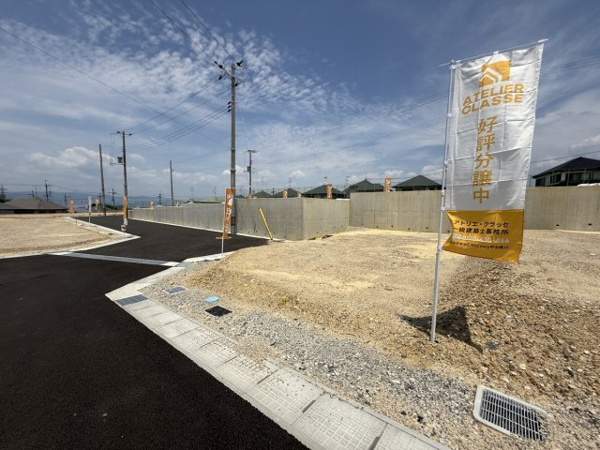 【城陽市寺田尼塚　43号地　売土地　建築条件付きの前面道路含む現地写真】