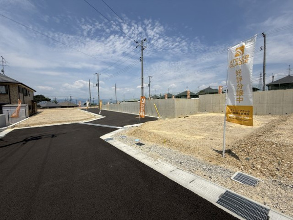 【城陽市寺田尼塚　43号地　売土地　建築条件付きの前面道路含む現地写真】