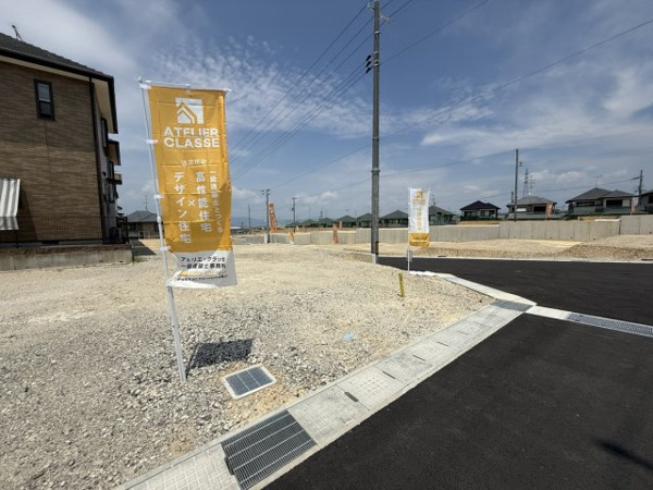 【城陽市寺田尼塚 55号地 売土地 建築条件付きの前面道路含む現地写真】