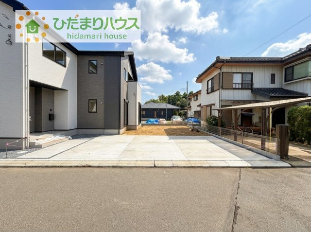 マイホームなら駐車場代がかかりません！しかも、自宅の駐車場で洗車ができます！今までコイン洗車に行っていた手間も省けて、節約にもつながります(^^♪
