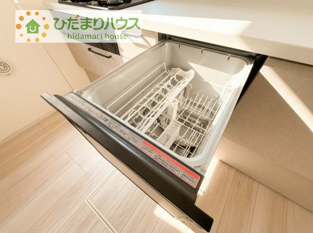 環境にもママの手にも優しい食器洗乾燥機付