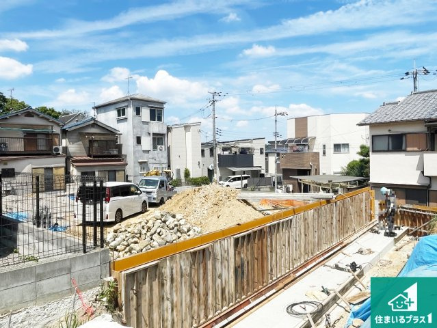 周辺は落ち着いた街並みの住宅地！子育てがしやすい住環境です！現地でしかわからない事もございます。是非一度ご覧ください。