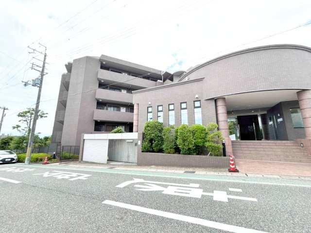 鉄筋コンクリート造陸屋根6階建6階部分
