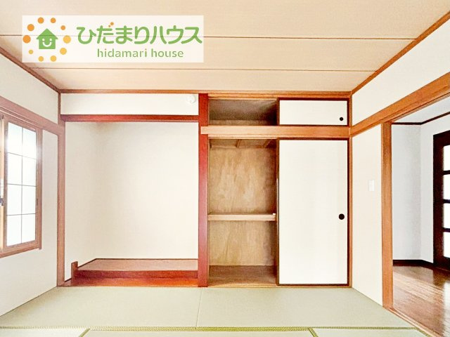 和室にも大容量の収納完備！　お布団やお子様のおもちゃなどがスッキリ収納できますね(^^♪