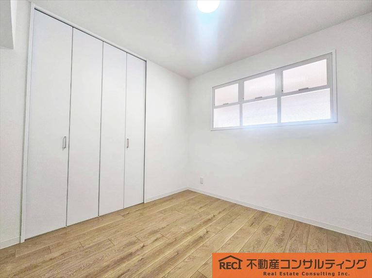 小松小学校・学文中学校徒歩10分圏内！