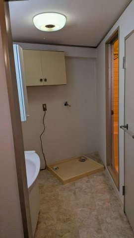 室内洗濯置場　
