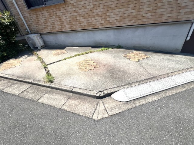 車の出し入れがしやすいカースペース♪