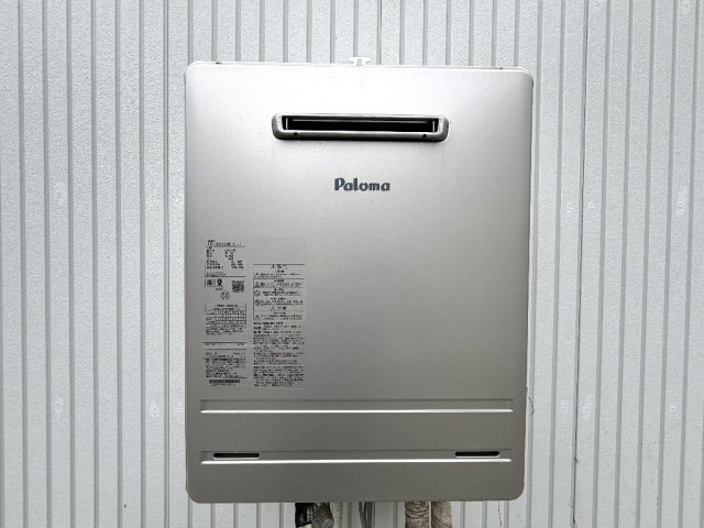 給湯器の交換が完了しております。