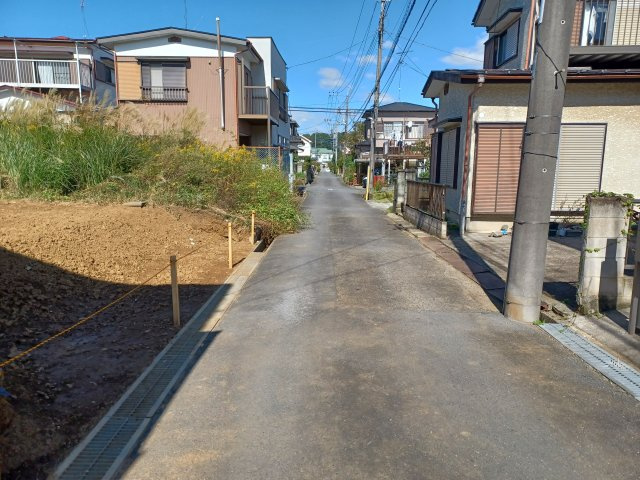 東側幅員約4ｍ公道に約8.2ｍ接す